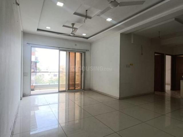 3 BHK Apartment in Alkapuri for rent Vadodara. The reference number is 20421194