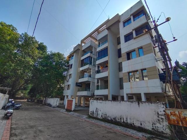 3 BHK Apartment in Alkapuri for resale Vadodara. The reference number is 19207633