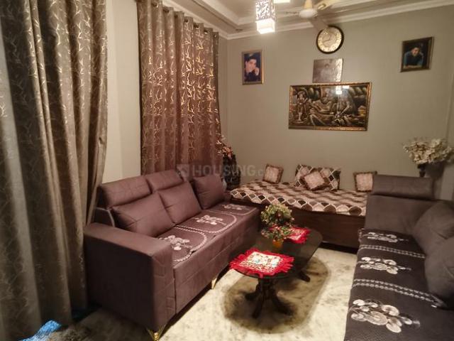 3 BHK Apartment in Ashok Vihar for resale New Delhi. The reference number is 17615589