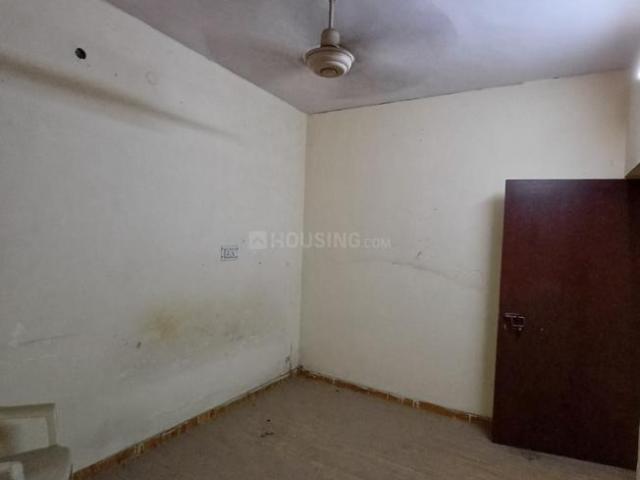 3 BHK Apartment in Ashok Vihar for resale New Delhi. The reference number is 20407205