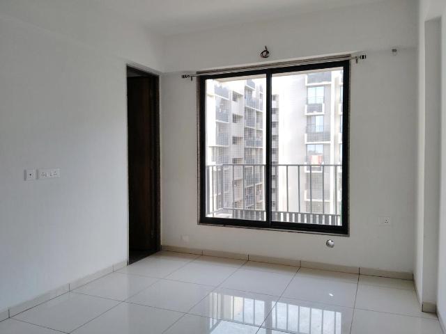 3 BHK Apartment in Bodakdev for rent Ahmedabad. The reference number is 14100682