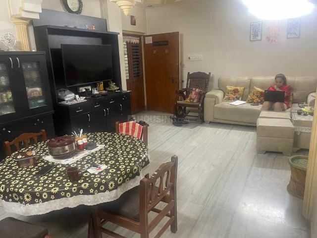 3 BHK Apartment in Bodakdev for rent Ahmedabad. The reference number is 18077125