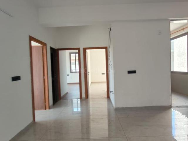 3 BHK Apartment in Bodakdev for resale Ahmedabad. The reference number is 20867405