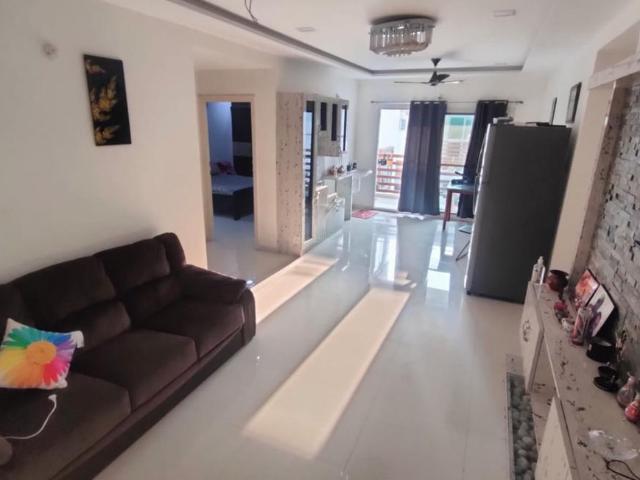 3 BHK Apartment in Bongloor for resale Hyderabad. The reference number is 11189496