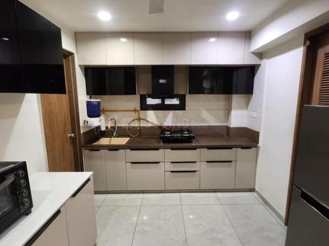 3 BHK Apartment in Bopal for rent Ahmedabad. The reference number is 20746380