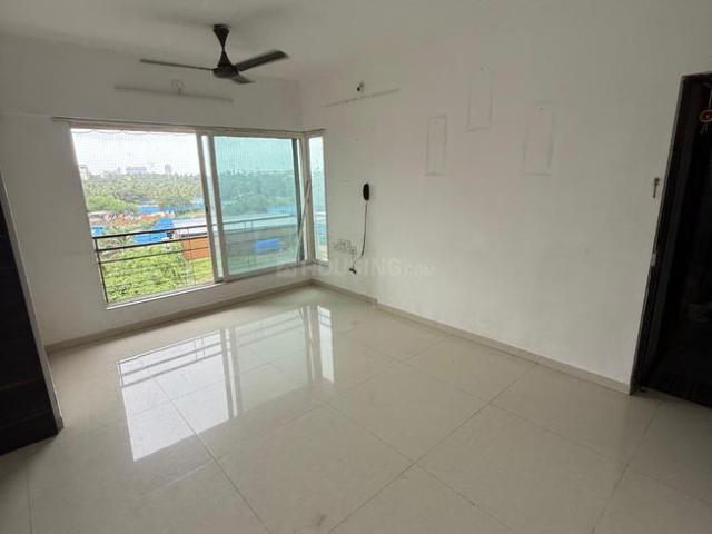 3 BHK Apartment in Borivali East for rent Mumbai. The reference number is 18255065
