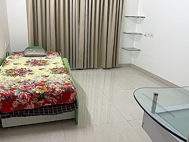 3 BHK Apartment in Borivali East for rent Mumbai. The reference number is 19575465