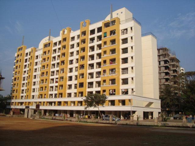 3 BHK Apartment in Borivali East for rent Mumbai. The reference number is 20851545