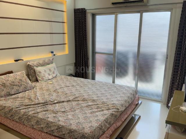 3 BHK Apartment in Borivali East for rent Mumbai. The reference number is 20330893