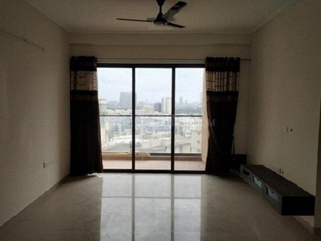 3 BHK Apartment in Borivali East for resale Mumbai. The reference number is 19929870