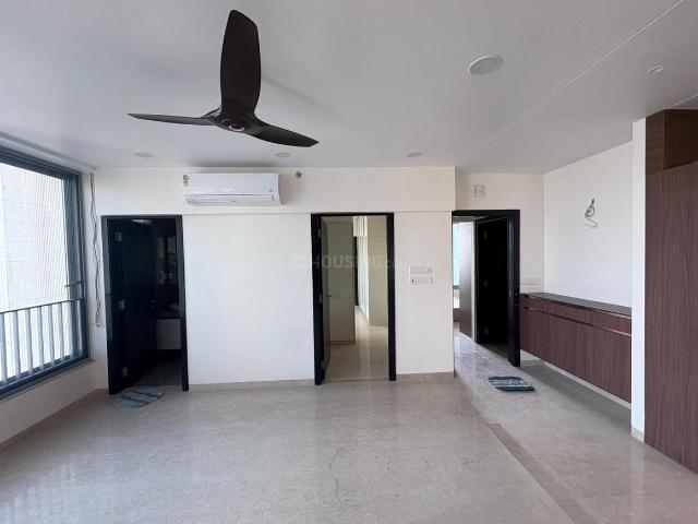 3 BHK Apartment in Borivali East for resale Mumbai. The reference number is 20108126