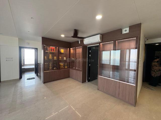 3 BHK Apartment in Borivali East for resale Mumbai. The reference number is 20246036