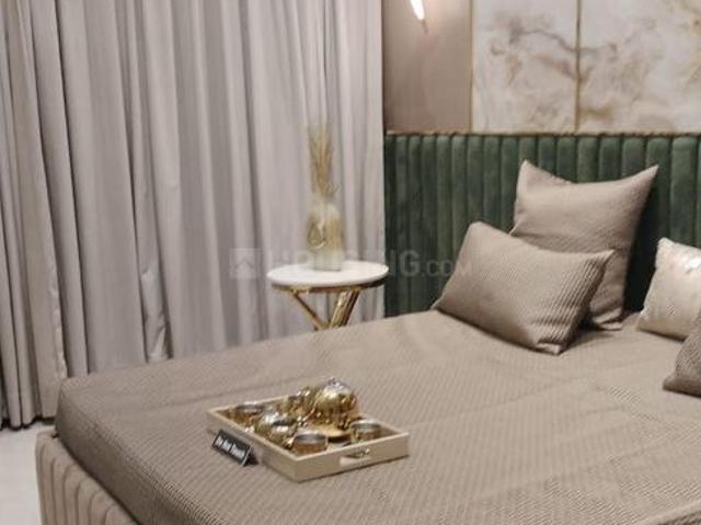 3 BHK Apartment in Borivali West for resale Mumbai. The reference number is 18229095