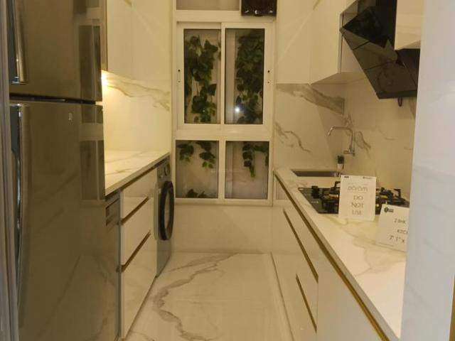 3 BHK Apartment in Borivali West for resale Mumbai. The reference number is 19268303