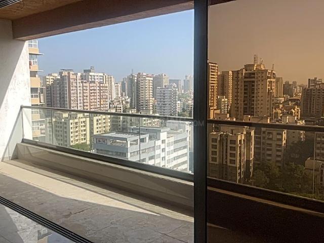 3 BHK Apartment in Borivali West for resale Mumbai. The reference number is 19951107