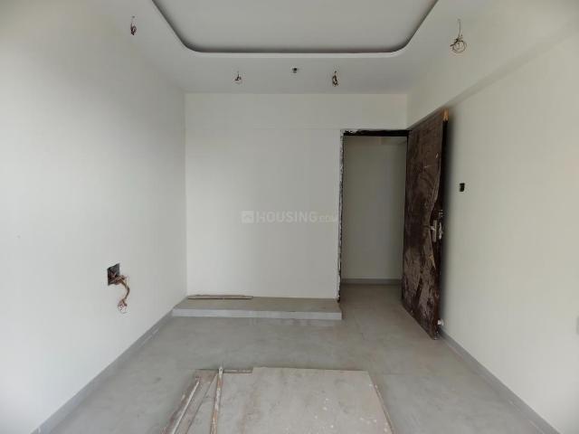3 BHK Apartment in Borivali West for resale Mumbai. The reference number is 20591924