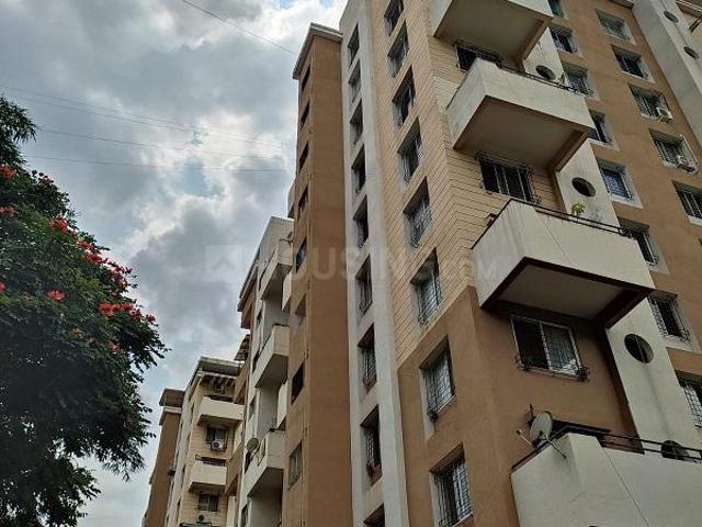 3 BHK Apartment in Bavdhan for resale Pashan Road. The reference number is 16176631