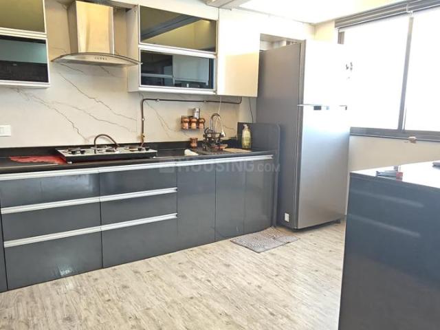 3 BHK Apartment in Bavdhan for resale Pune. The reference number is 17181602