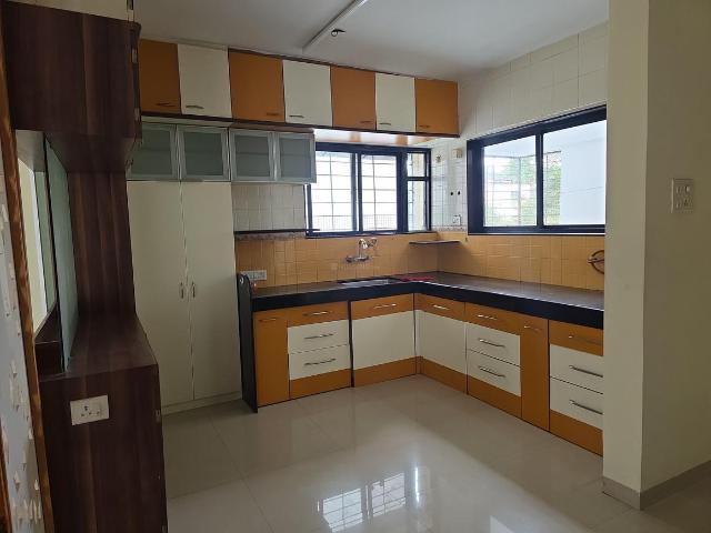 3 BHK Apartment in Balaji Nagar for rent Pune. The reference number is 18071218