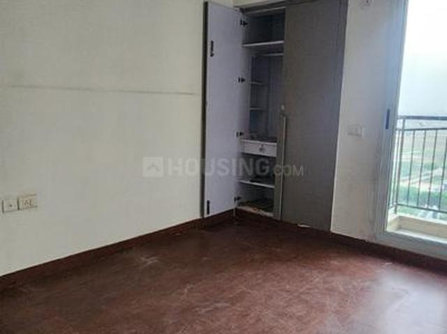 3 BHK Apartment in Bamheta Village for rent Ghaziabad. The reference number is 20055493