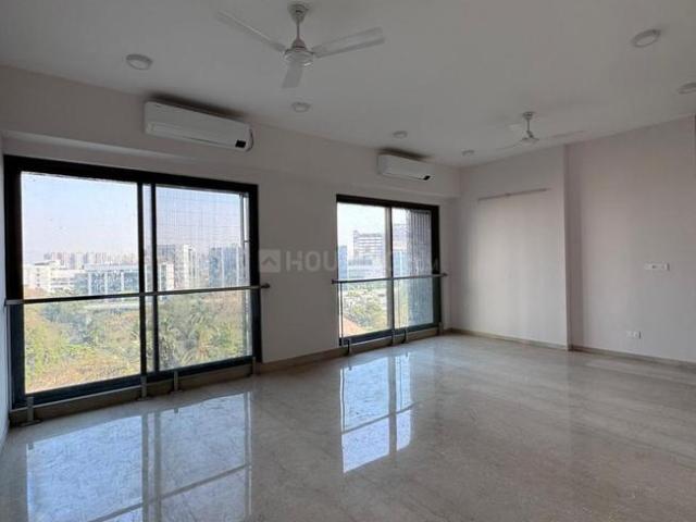 3 BHK Apartment in Bandra East for rent Mumbai. The reference number is 16824133