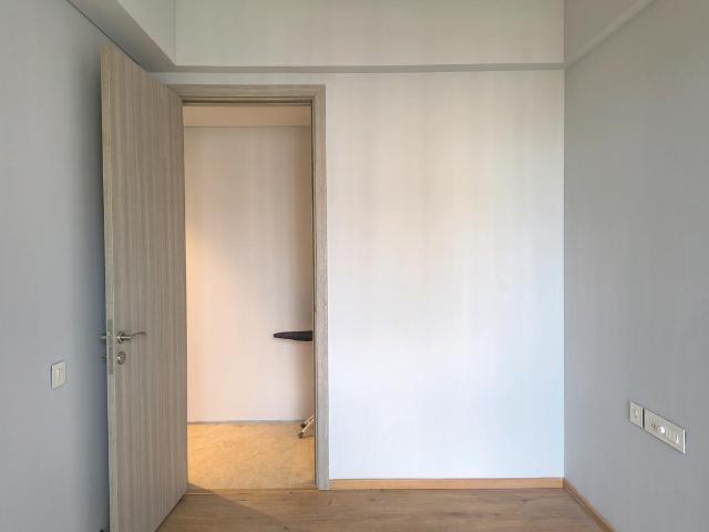3 BHK Apartment in Bandra East for rent Mumbai. The reference number is 19488147