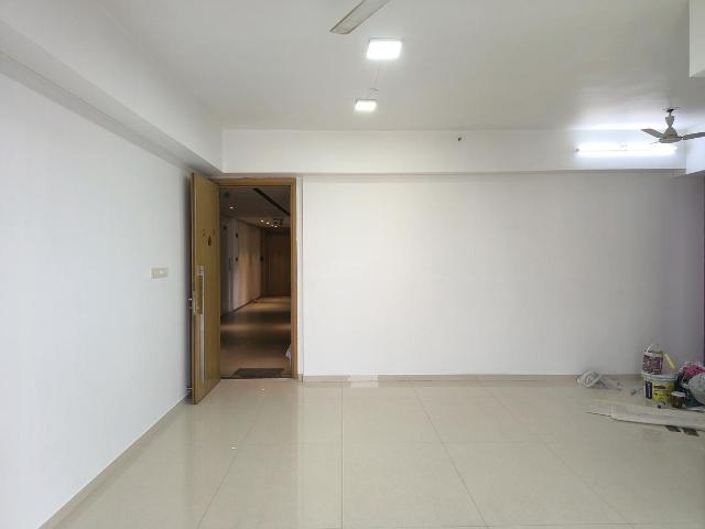 3 BHK Apartment in Bandra East for rent Mumbai. The reference number is 20559992