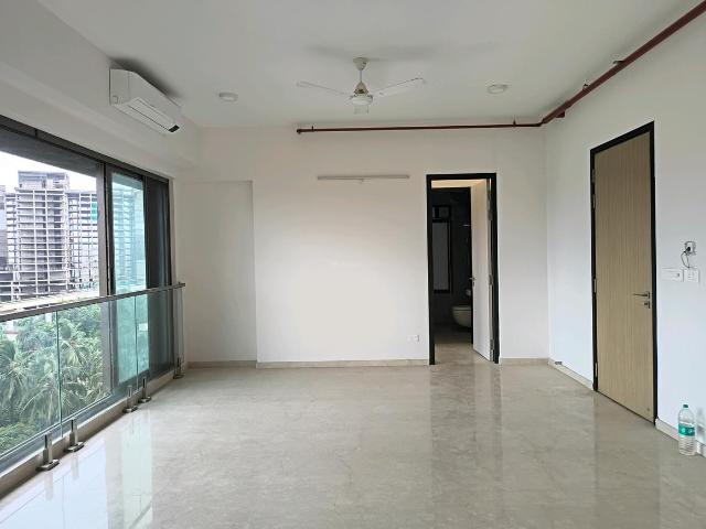 3 BHK Apartment in Bandra East for rent Mumbai. The reference number is 20560479
