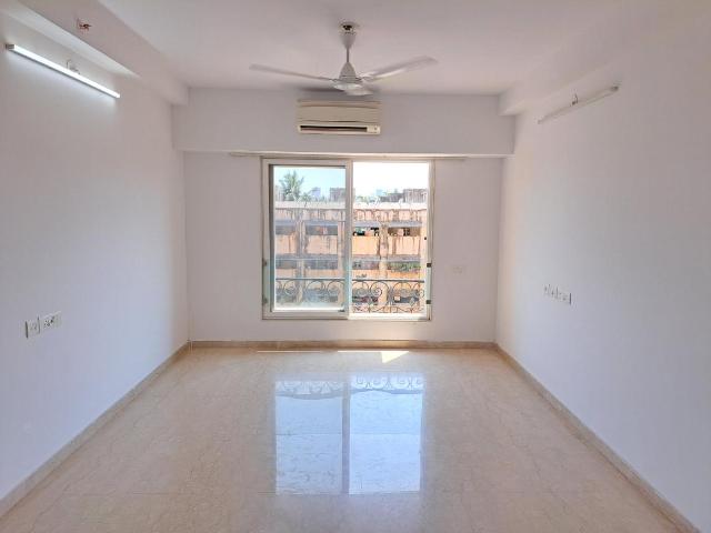 3 BHK Apartment in Bandra East for rent Mumbai. The reference number is 20602959