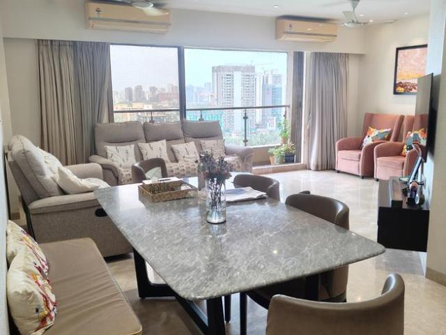 3 BHK Apartment in Bandra East for rent Mumbai. The reference number is 20718467