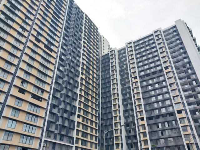 3 BHK Apartment in Bandra East for rent Mumbai. The reference number is 20737511