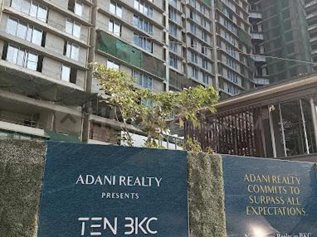 3 BHK Apartment in Bandra East for resale Western Suburbs. The reference number is 16734564