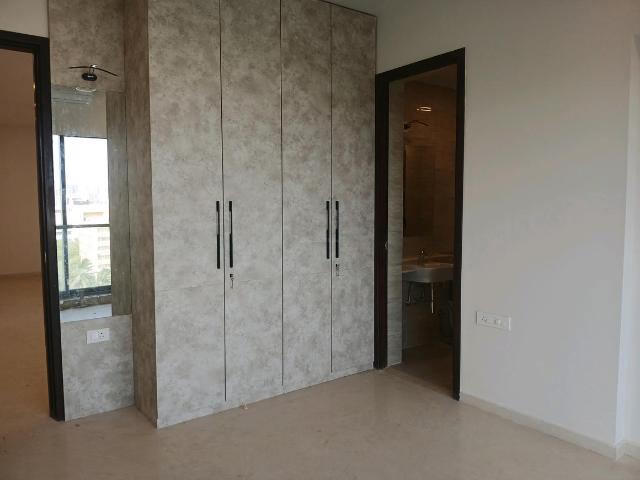 3 BHK Apartment in Bandra East for resale Mumbai. The reference number is 17455923