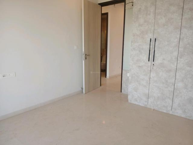 3 BHK Apartment in Bandra East for resale Mumbai. The reference number is 18782039