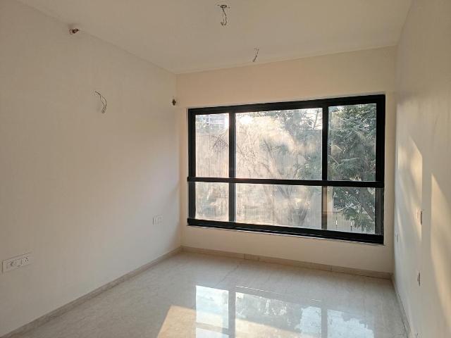 3 BHK Apartment in Bandra East for resale Mumbai. The reference number is 18368581