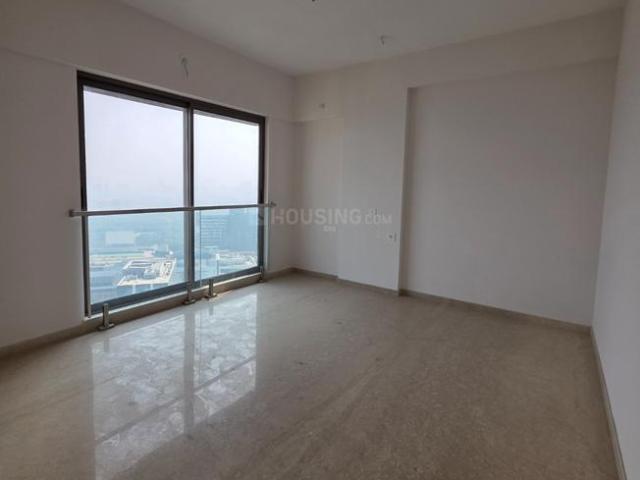 3 BHK Apartment in Bandra East for resale Mumbai. The reference number is 19365326