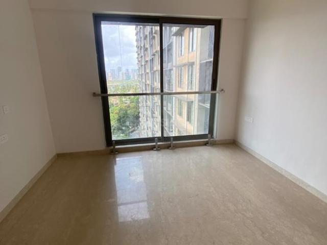 3 BHK Apartment in Bandra East for resale Mumbai. The reference number is 20485198