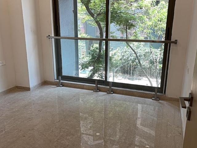 3 BHK Apartment in Bandra East for resale Mumbai. The reference number is 20118992
