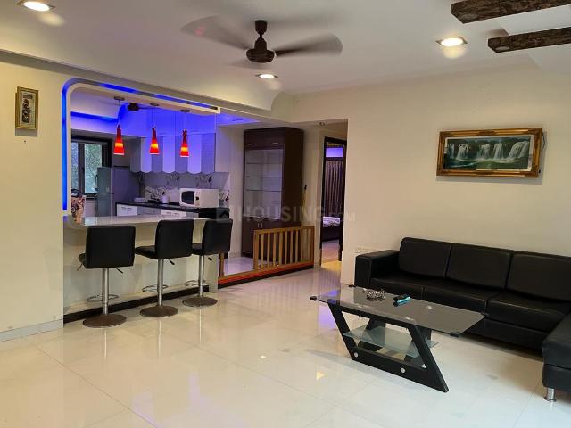 3 BHK Apartment in Bandra West for rent Mumbai. The reference number is 17890720
