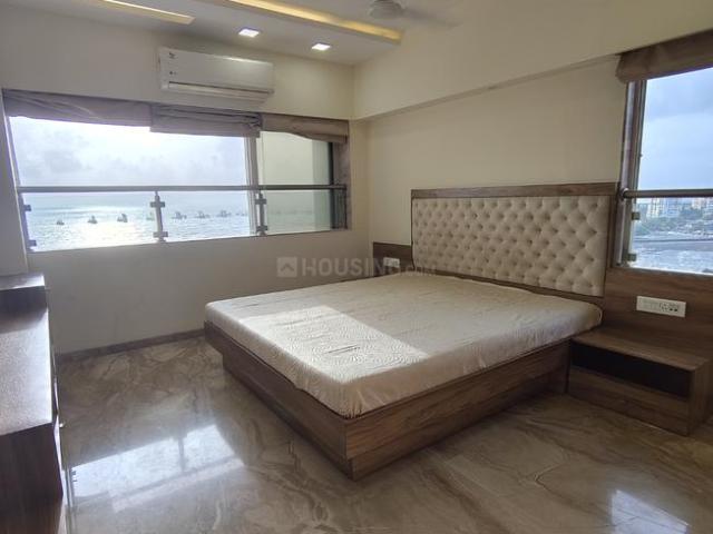 3 BHK Apartment in Bandra West for rent Mumbai. The reference number is 19386440