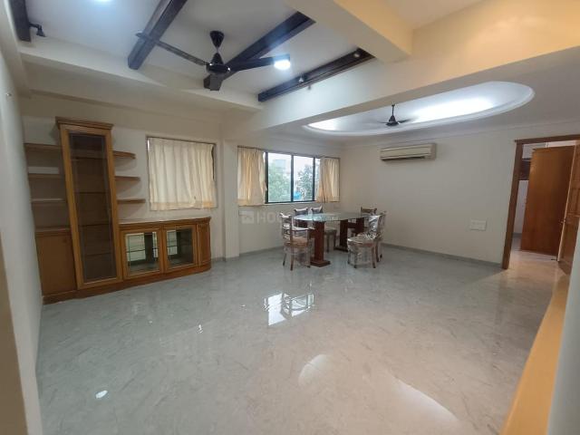3 BHK Apartment in Bandra West for rent Mumbai. The reference number is 20737885