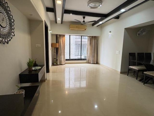 3 BHK Apartment in Bandra West for rent Mumbai. The reference number is 20853529
