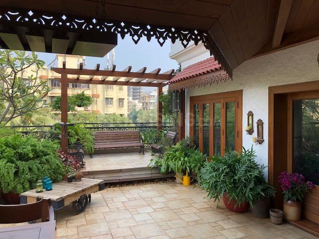 3 BHK Apartment in Bandra West for rent Mumbai. The reference number is 20985260