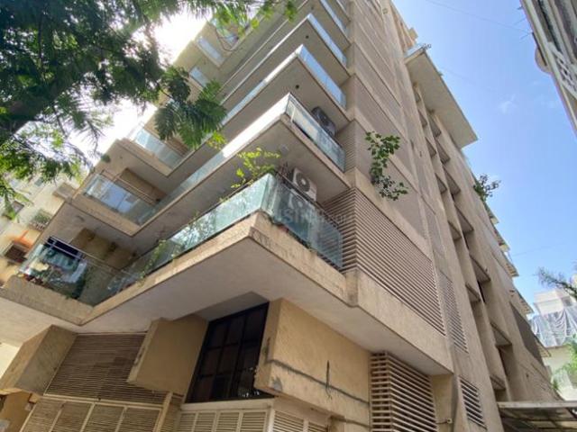3 BHK Apartment in Bandra West for resale Mumbai. The reference number is 12638918