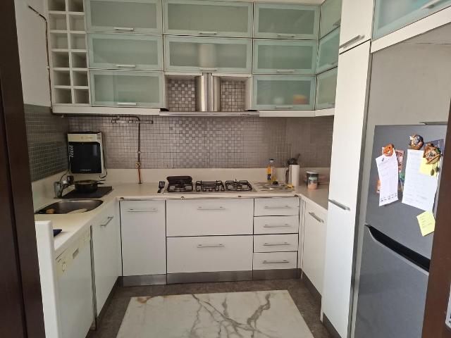 3 BHK Apartment in Bandra West for resale Mumbai. The reference number is 16979615