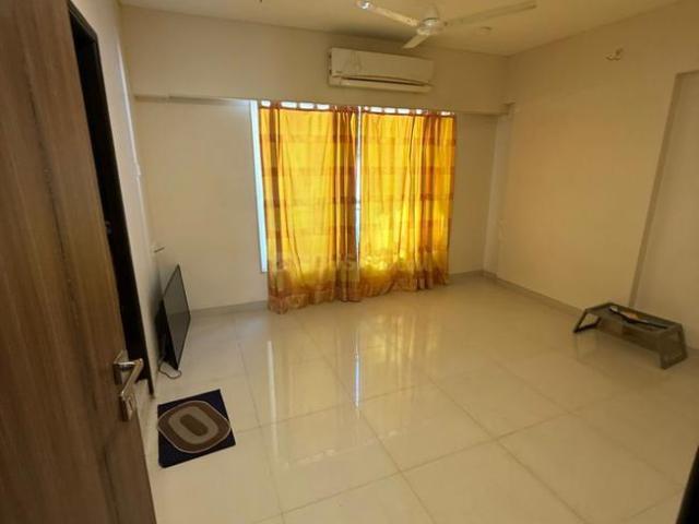 3 BHK Apartment in Bandra West for resale Mumbai. The reference number is 19474534