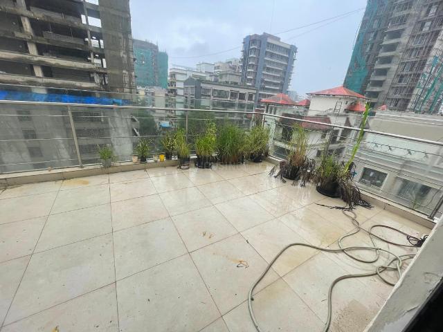 3 BHK Apartment in Bandra West for resale Mumbai. The reference number is 19950263