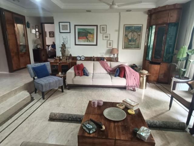 3 BHK Apartment in Bandra West for resale Mumbai. The reference number is 20547817