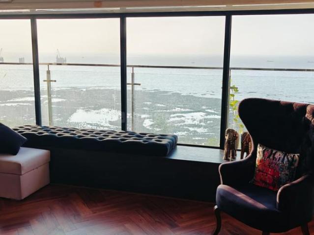 3 BHK Apartment in Bandra West for resale Mumbai. The reference number is 20634833