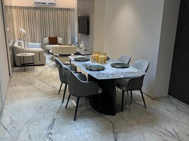 3 BHK Apartment in Bandra West for resale Mumbai. The reference number is 20203897